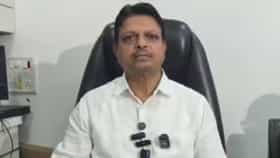 हायकोर्टाचा मोठा झटका! रमेश म्हात्रेंना 5 वाजेपर्यंत शरण येण्याचे आदेश-1714842