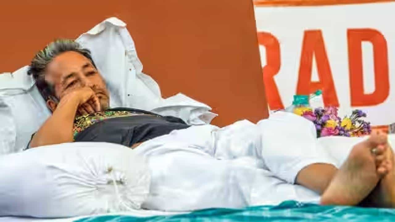 मोठी घडामोड! सोनम वांगचुक उपोषण मागे घेण्यास तयार; पण सरकारसमोर ठेवल्या 3 मोठ्या अटी