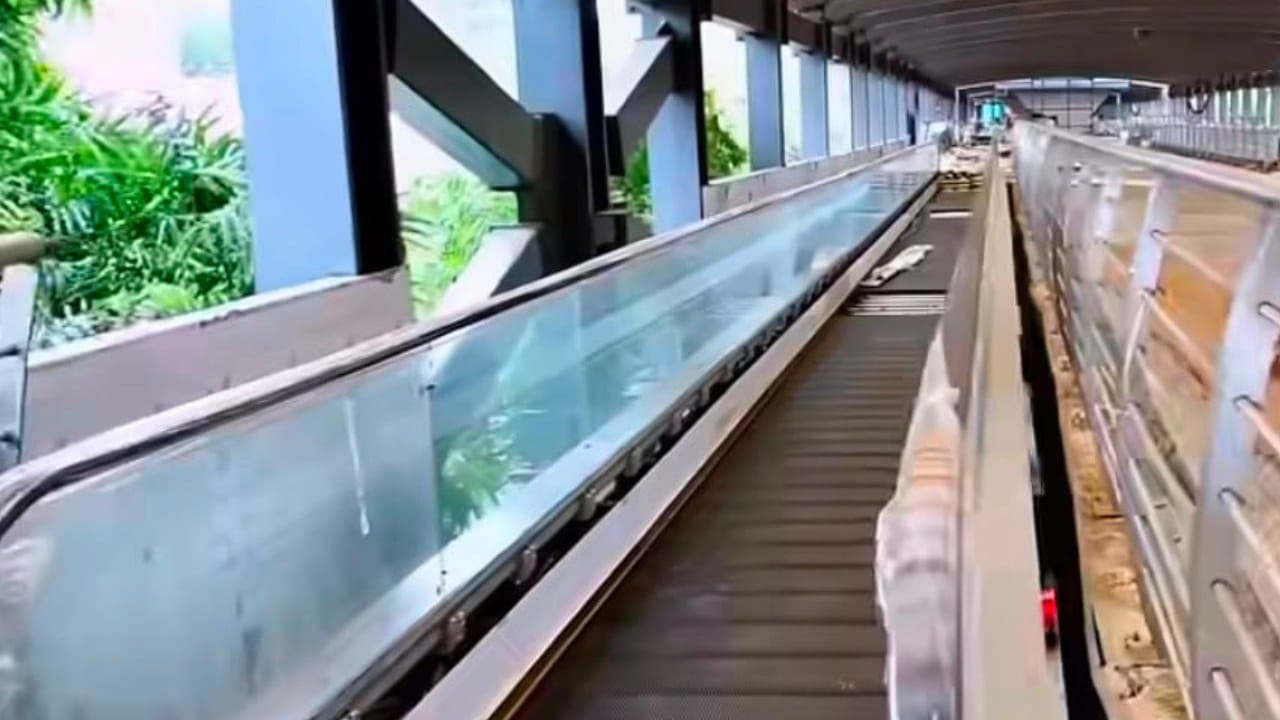 India's first travellator-equipped skywalk