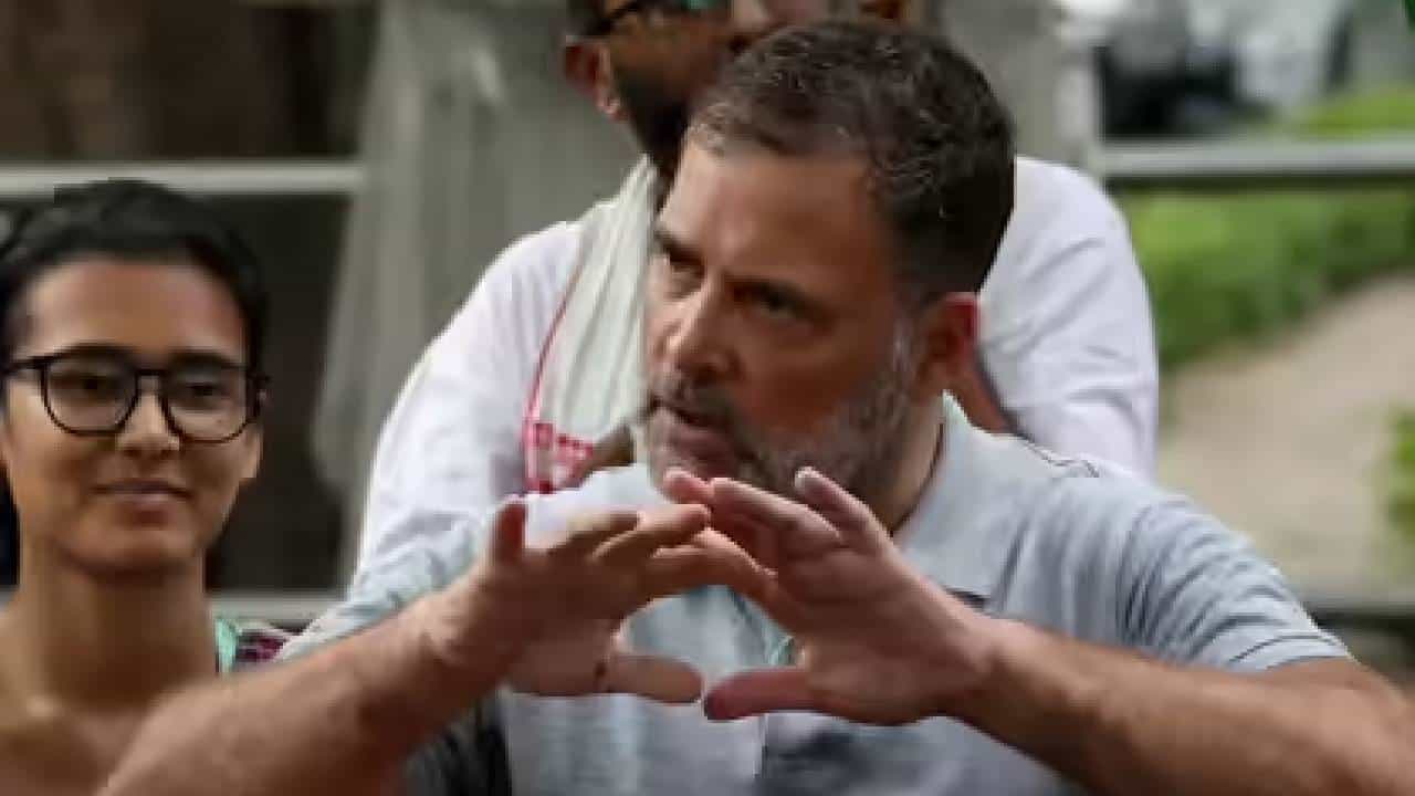 Rahul Gandhi | AK-47 ने आंदोलनकर्त्यांवर गोळीबार, मोदींचं आश्वासन कुठं गेलं? हे सरकार खोटं आहे; राहुल गांधींचा सरकारवर हल्लाबोल