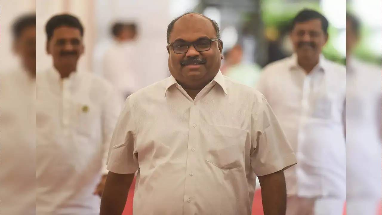 Anil Parab | अनिल परब यांना कोर्टातून मोठा दिलासा! मारहाण प्रकरणात सर्व आरोपांतून निर्दोष मुक्तता