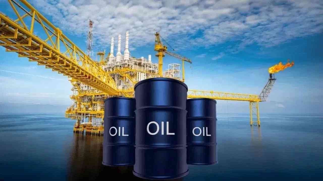 Attack On Aramco : वाईट बातमी, जगातल्या सर्वात मोठ्या तेल कंपनीवर मिसाइल हल्ला, अमेरिकेची एअर डिफेन्स सिस्टिम फेल Attack On Aramco : वाईट बातमी, जगातल्या सर्वात मोठ्या तेल कंपनीवर मिसाइल हल्ला, अमेरिकेची एअर डिफेन्स सिस्टिम फेल