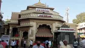 पंढरपुरात व्हिआपी दर्शनावरून दुजाभाव? नेमकं प्रकरण काय?.