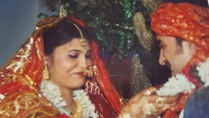 मुंबईत भांडी घासून काढले दिवस, पत्नीच्या पैशांवर चालवायचा घर, आज हाच अभिनेता कोट्यवधींचा मालक