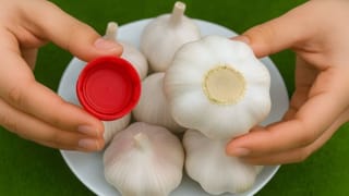 2 मिनिटांत सोलून होईल लसूण, फक्त ‘या’ सोप्या ट्रिक्सचा करा अवलंब