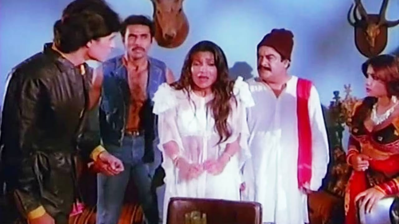 या काळात रामसे बंधूंनी हॉरर चित्रपटांना वेगळी ओळख मिळवून दिली. त्यांनी दिग्दर्शित केलेला ‘तहखाना’ हा चित्रपट 1986 मध्ये प्रदर्शित झाला आणि त्याला मोठे यश मिळाले. तुलसी रामसे आणि श्याम रामसे यांनी दिग्दर्शन केलेल्या या चित्रपटाचे प्रेक्षकांनी भरभरून कौतुक केले.