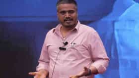 महाराष्ट्रात डायरेक्ट डिग्रीच विकत मिळते, रोहित पवारांकडून प्रकार उघड.