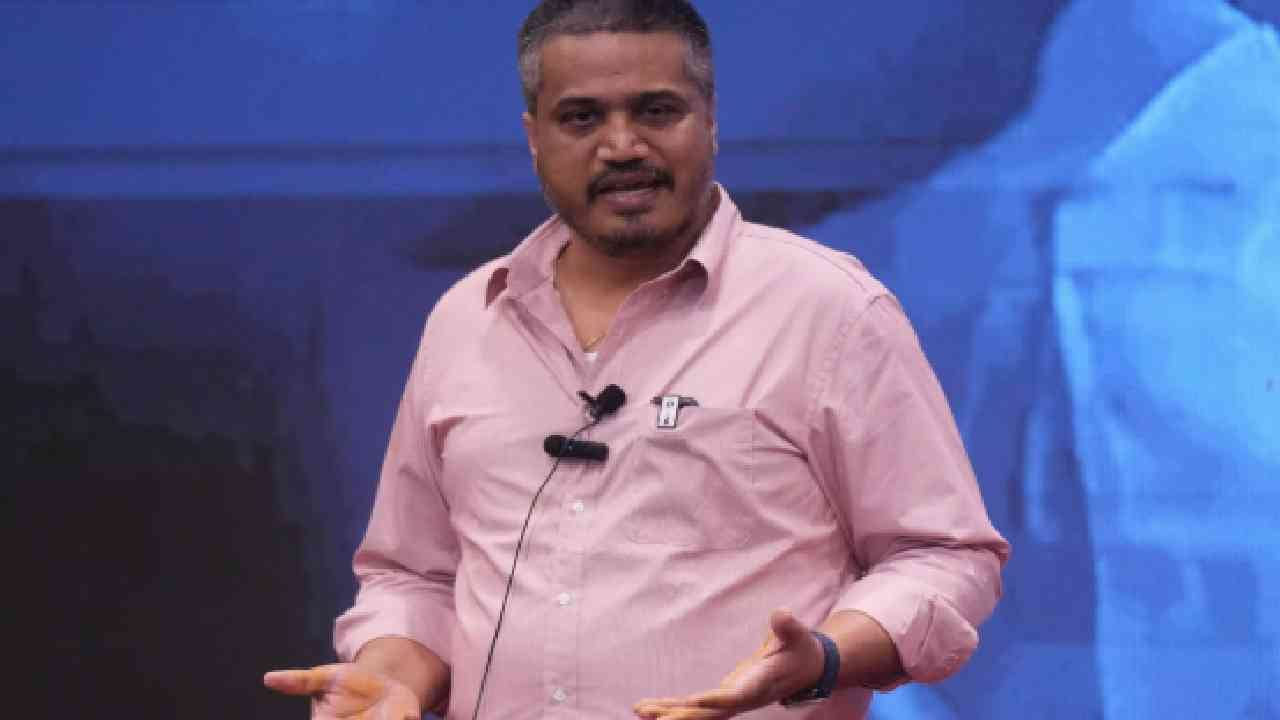 Rohit Pawar : महाराष्ट्रात डायरेक्ट डिग्रीच विकत मिळते, पुणे विद्यापीठातला धक्कादायक प्रकार रोहित पवारांकडून उघड Rohit Pawar : महाराष्ट्रात डायरेक्ट डिग्रीच विकत मिळते, पुणे विद्यापीठातला धक्कादायक प्रकार रोहित पवारांकडून उघड
