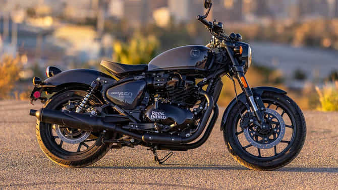 सर्वात खास Royal Enfield हवीये? मग घाई करा! भारतात फक्त 25 बाईक्ससाठी बुकिंग सुरू