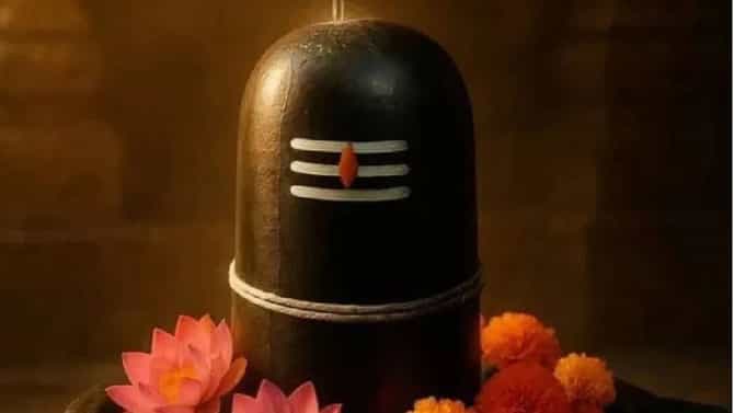 Vastu Shastra : महादेवाची पूजा करताना या चुका कधीच करू नका, वास्तुशास्त्र काय सांगतं?