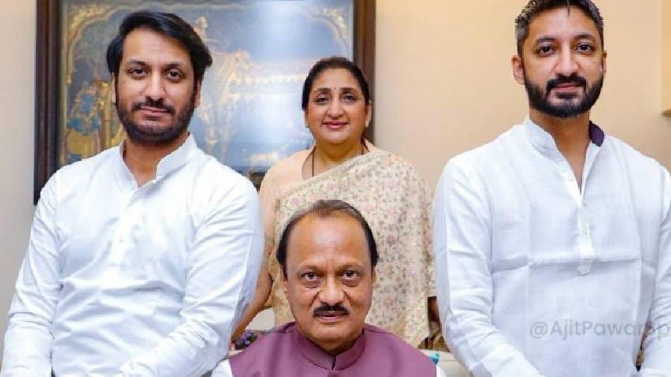 आज तुमचा हा दिवस साजरा करताना काळीज पिळवटून निघतंय, डोळ्यांतील अश्रू थांबायचं नाव घेत नाहीत.दादा, तुम्ही भलेही आज माझ्यासोबत शारीरिकदृष्ट्या नसलात, तरी तुमचे विचार, तुमच्या आठवणी , तुमचा लोकांप्रती सेवाभाव, शिस्त आणि तुम्ही दिलेलं प्रेम माझ्या प्रत्येक श्वासात, कणाकणात कायम जिवंत राहील... असं त्यांनी लिहीलं आहे. 