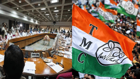 दिल्लीत राजकीय घडमोडींना वेग! सर्वपक्षीय बैठकीत मोठा गोंधळ, TMC पक्ष..-1714657
