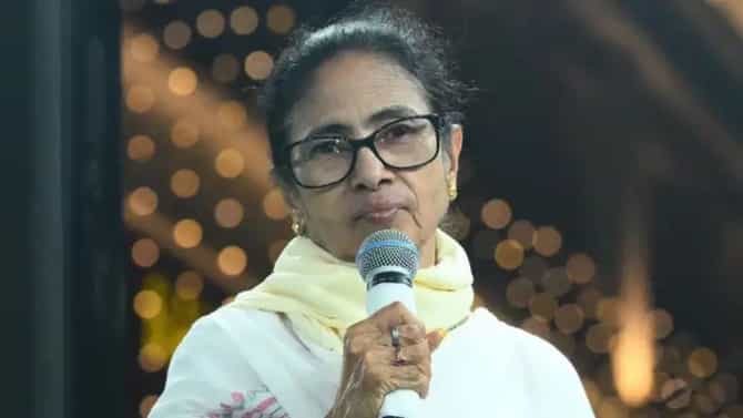 ममता बॅनर्जींना बंडखोरांचा आणखी एक दणका, आता थेट कार्यालयावर कब्जा; बंगालमध्ये काय घडतंय?