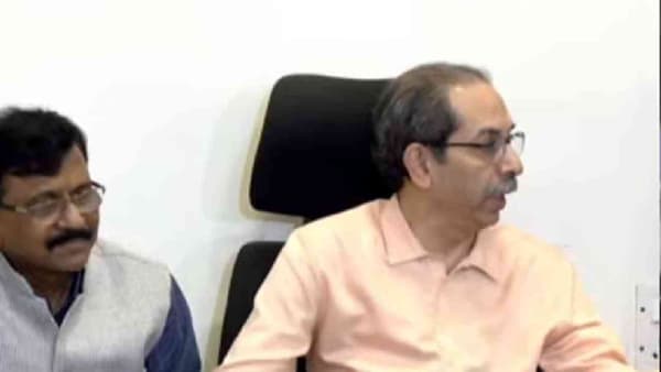 Uddhav Thackeray : उद्धव ठाकरे पुन्हा हिंदुत्वाच्या वाटेवर, पत्रकार परिषदेत मोठी घोषणा, रविवारी संध्याकाळी 4 वाजता..