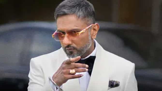देश पहले, गाना बादमे..दिल्ली CJP लाठीमाराने व्यथित Yo Yo Honey Singh ने गाण्याचा टीझर पुढे ढकलला...