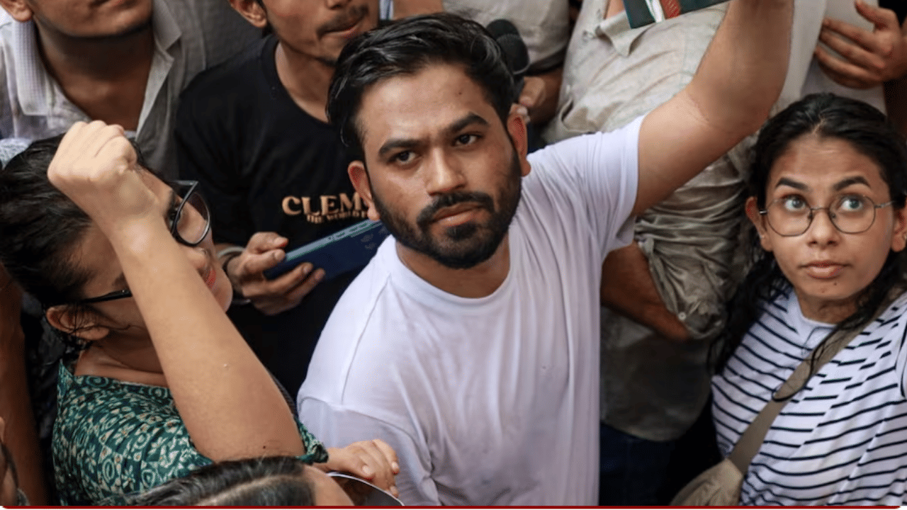 मोठी बातमी! सोनम वांगचुक यांना जंतर-मंतरवरून हटवताच मोठा गोंधळ; आता अभिजीत दीपके…