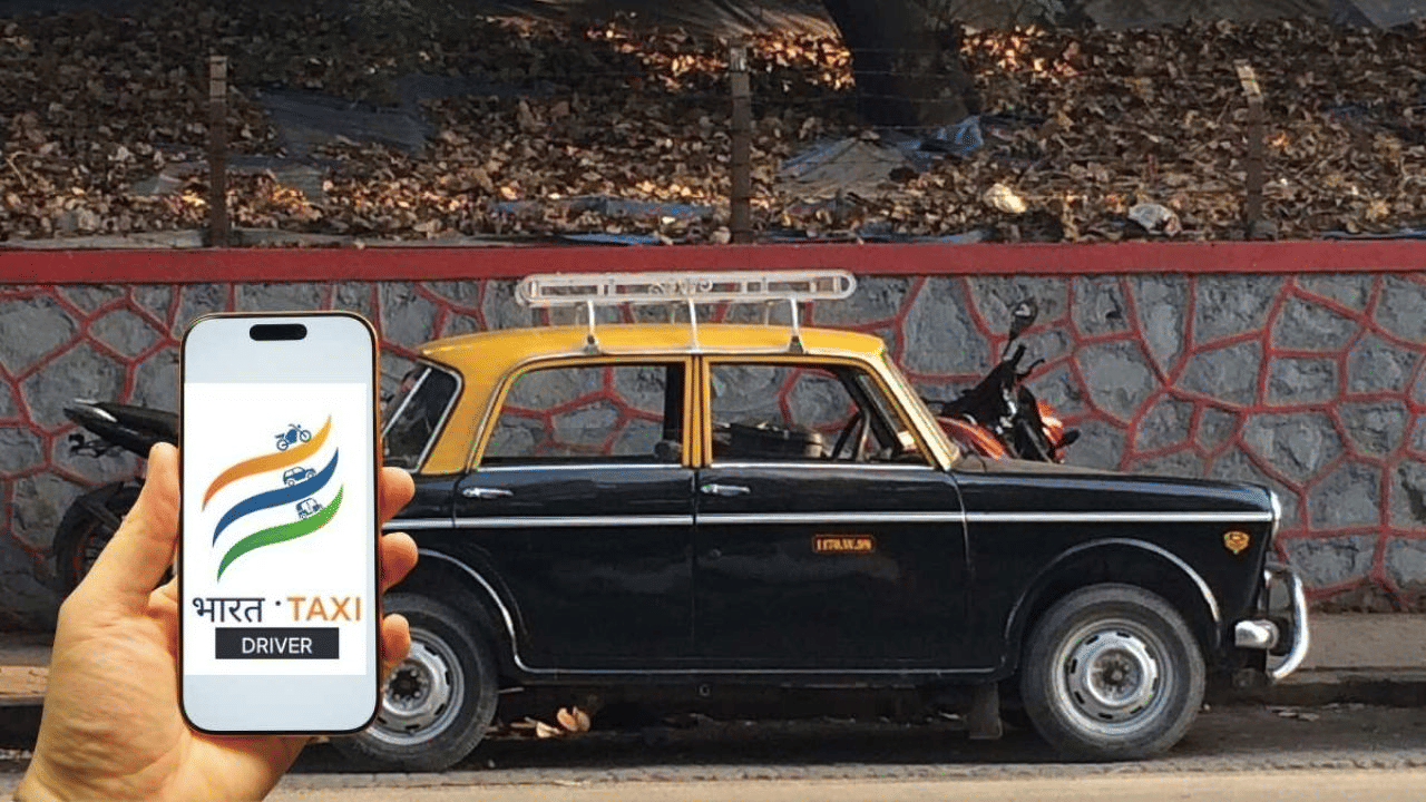 सरकारकडून Bharat Taxi App लाँच, चालक आणि प्रवासी दोघांना परवडेल, टॅक्सीचे फायदे काय? सरकारकडून Bharat Taxi App लाँच, चालक आणि प्रवासी दोघांना परवडेल, टॅक्सीचे फायदे काय?