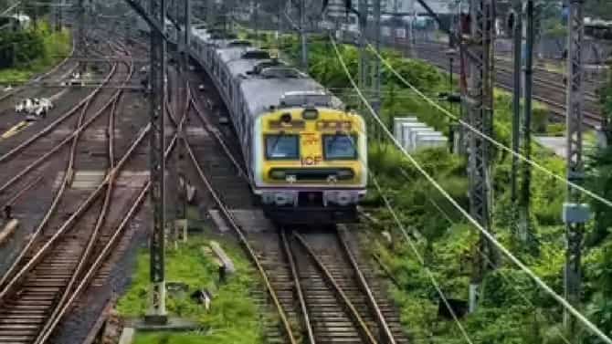 Mumbai Railway Megablock : लोकल प्रवाशांसाठी मोठी अपडेट! रविवारी मेगाब्लॉक, घराबाहेर पडण्याआधी वाचा