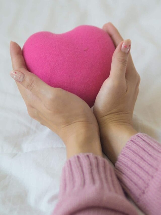 Heart Attack आणि Cardiac Arrest मध्ये फरक काय असतो ?