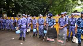 विद्यार्थ्यांवर बॅलेट गनचा वापर झाल्याचा आरोप, दिल्ली पोलिसांचं खंडन.