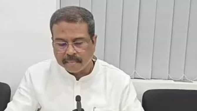 CJP protest : धर्मेंद्र प्रधान राजीनामा देणार नाहीत, समोर आलं मोठं कारण