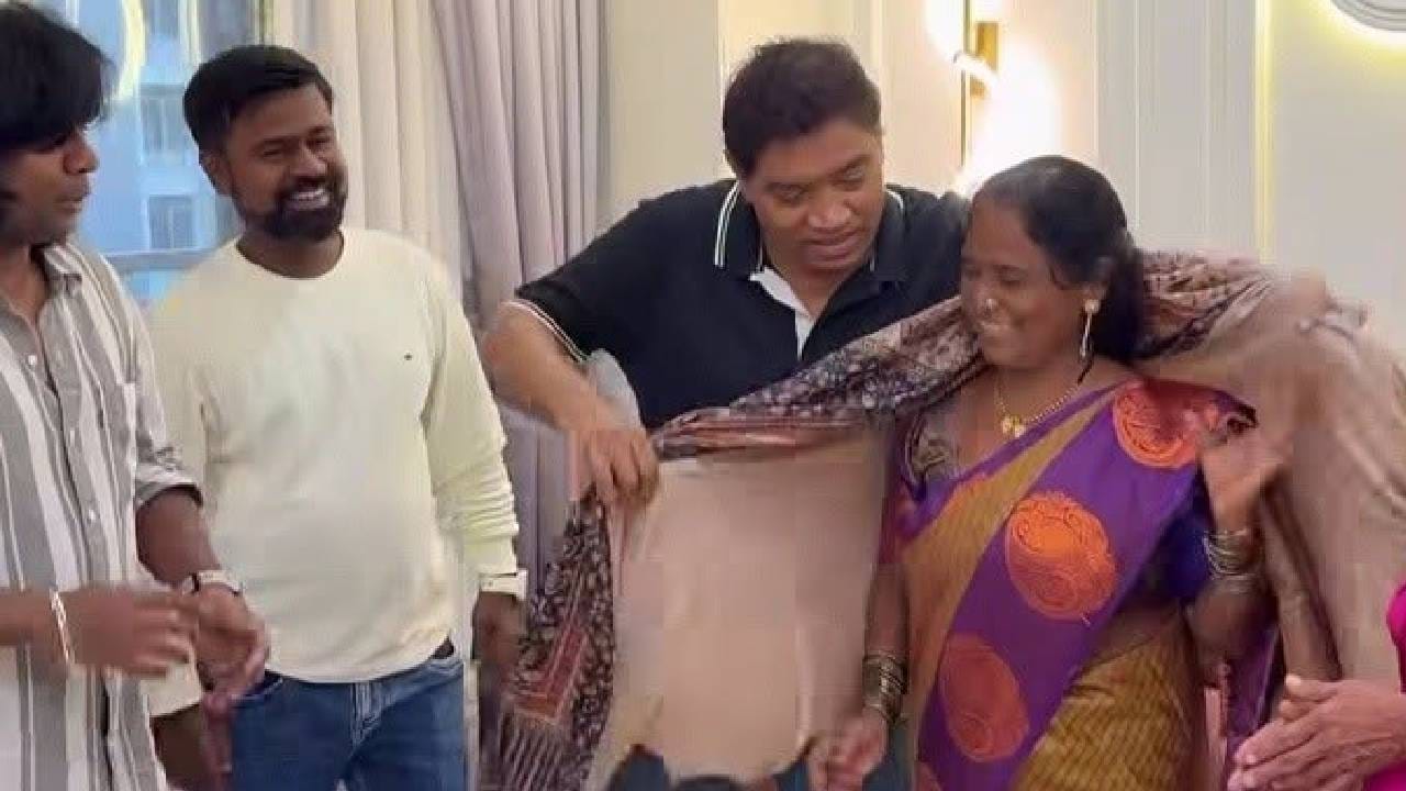 या पोस्टखाली अभिनेते जितेंद्र जोशींसह अनेक सेलिब्रेटींनी आनंद व्यक्त केला. अनेकांनी गौरव मोरेवर शुभेच्छांचा वर्षाव केला. त्यावर बरेच लाईक्स आणि कमेंट्सही आलेत.