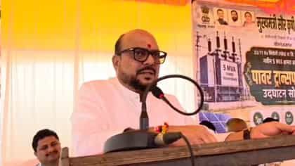 शेतकऱ्यांना त्रास झाला तरी चालेल, पण उद्योजकांना नको : गुलाबराव पाटील
