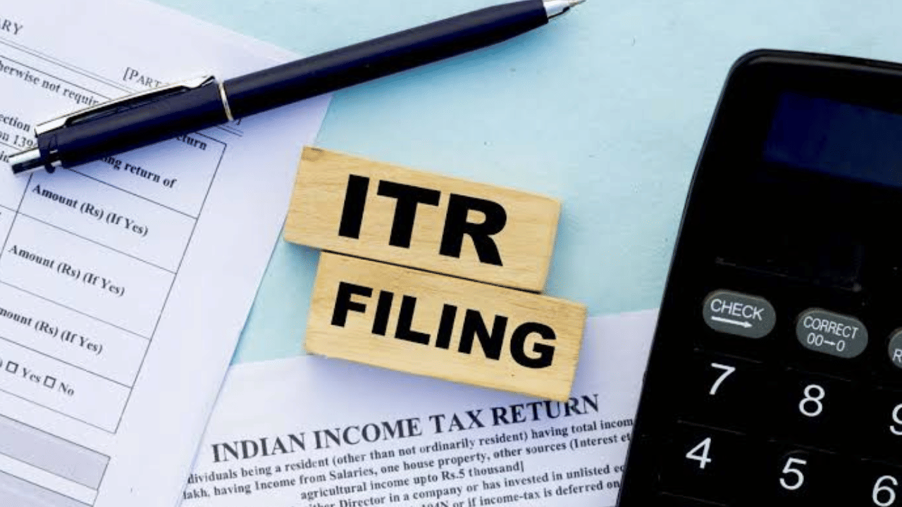 ITR Filing: 31 जुलै, 31 ऑगस्ट की 31 ऑक्टोबर? तुम्हाला तुमची ITR फाईल करण्याची डेडलाईन माहिती आहे का? ITR Filing: 31 जुलै, 31 ऑगस्ट की 31 ऑक्टोबर? तुम्हाला तुमची ITR फाईल करण्याची डेडलाईन माहिती आहे का?