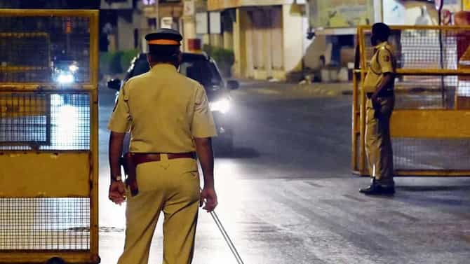 पत्नीवर संशय, साडीवरून झगडा... 30 वर्ष दोन राज्याच्या पोलिसांचा तपास; एक फोन आला अन्... काय आहे प्रकरण?