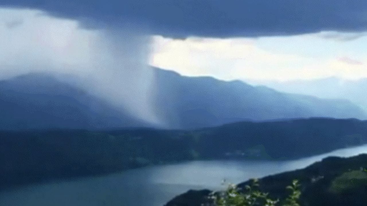 Heavy Rain Alert : राज्यात पावसाने 21 जणांचा मृ्त्यू, नाशकात ढगफूटीचा अंदाज,रेड अलर्टने शाळा-कॉलेज-मंदिर बंद Heavy Rain Alert : राज्यात पावसाने 21 जणांचा मृ्त्यू, नाशकात ढगफूटीचा अंदाज,रेड अलर्टने शाळा-कॉलेज-मंदिर बंद