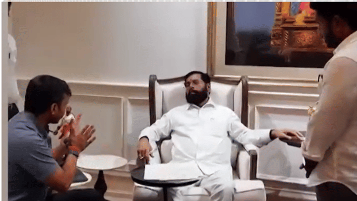 मोठी बातमी! ओमराजे आणि एकानाथ शिंदेंची तातडीची बैठक; धाराशिवबाबत सर्वात मोठा निर्णय, आता.... मोठी बातमी! ओमराजे आणि एकानाथ शिंदेंची तातडीची बैठक; धाराशिवबाबत सर्वात मोठा निर्णय, आता....