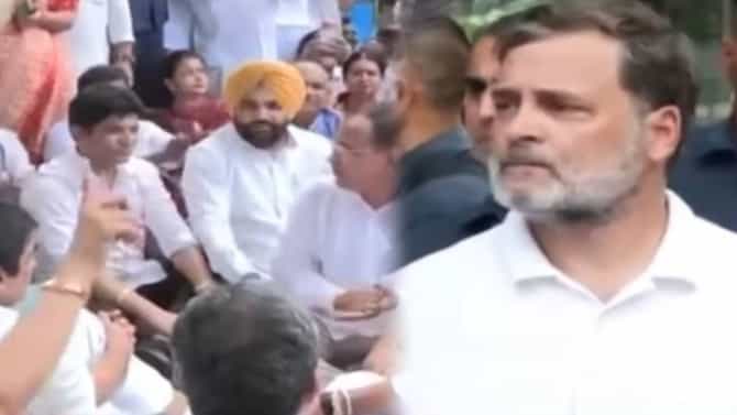 राहुल गांधी, प्रियंका गांधी घेणार अभिजित दीपकेंची भेट, मोदींच्या निवासस्थानापुढेच ठिय्या!