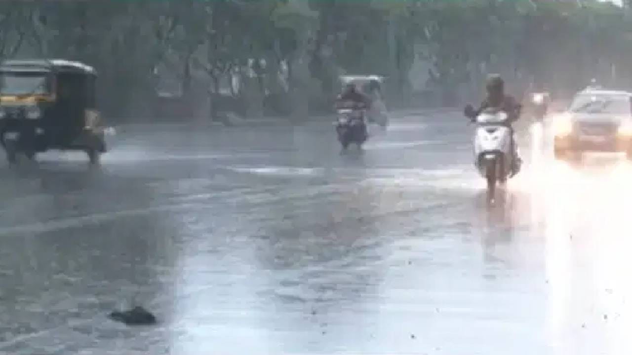 Monsoon : 'एल निनो'चं सावट असतानाही जुलै महिन्यात विक्रमी पाऊस कसा? समजून घ्या पॅटर्न Monsoon : 'एल निनो'चं सावट असतानाही जुलै महिन्यात विक्रमी पाऊस कसा? समजून घ्या पॅटर्न