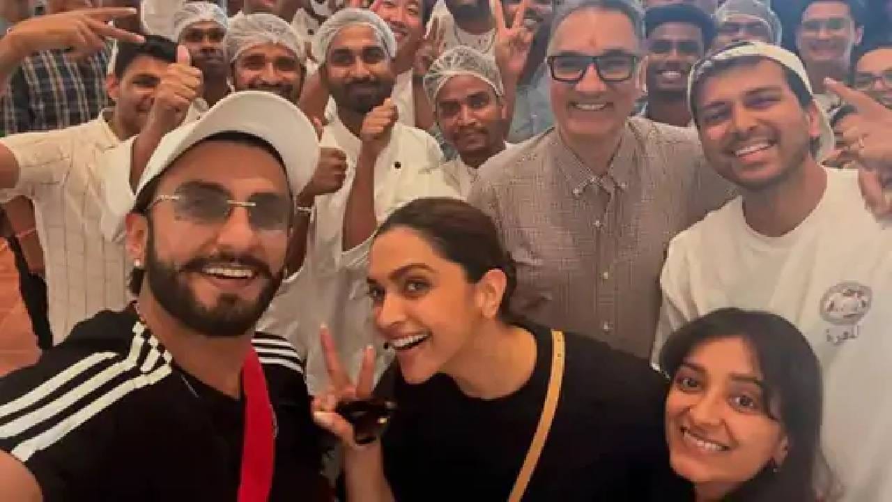 'बेन्ने' या रेस्टॉरंटमध्ये दीपिका आणि रणवीर पहिल्यांदाच गेले नाहीत. तर याआधीही दोघं 'धुरंधर 2'चा यश साजरा करण्यासाठी याठिकाणी गेले होते. त्यावेळी या रेस्टॉरंटच्या अधिकृत इन्स्टाग्राम अकाऊंटवर संपूर्ण टीमसोबत दीपिका-रणवीरने काढलेला सेल्फी पोस्ट करण्यात आला होता. 
