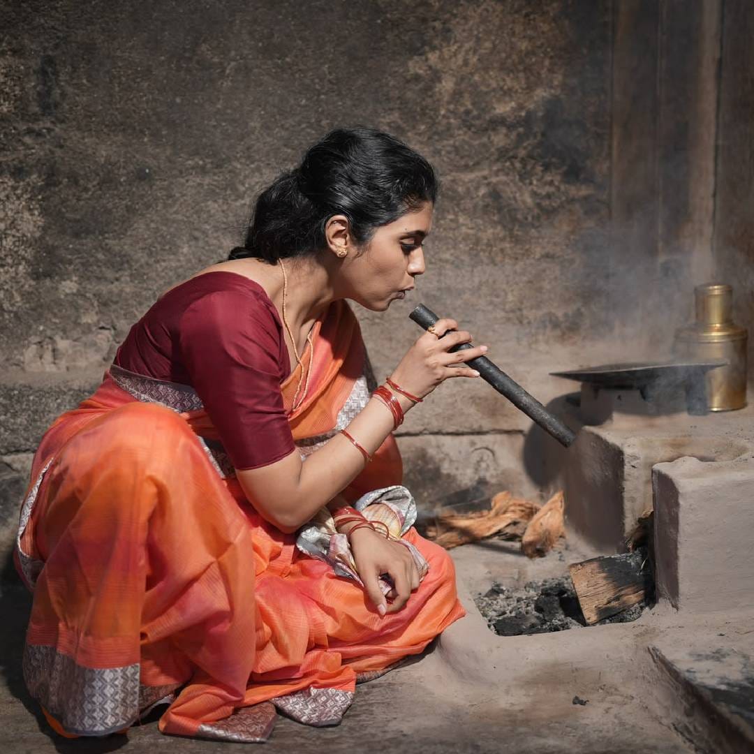 माझं विठ्ठलाशी नातं खूप खास आहे. त्यांच्यावर माझं प्रचंड प्रेम आणि श्रद्धा आहे. माझ्या प्रत्येक गोष्टीत ते माझ्यासोबत असतात. त्यामुळे माझं पहिलं अल्बम विठ्ठलावर चित्रीत झाल्याचा मला खूप आनंद आहे, अशी प्रतिक्रिया रिंकू राजगुरूने दिली आहे. 
