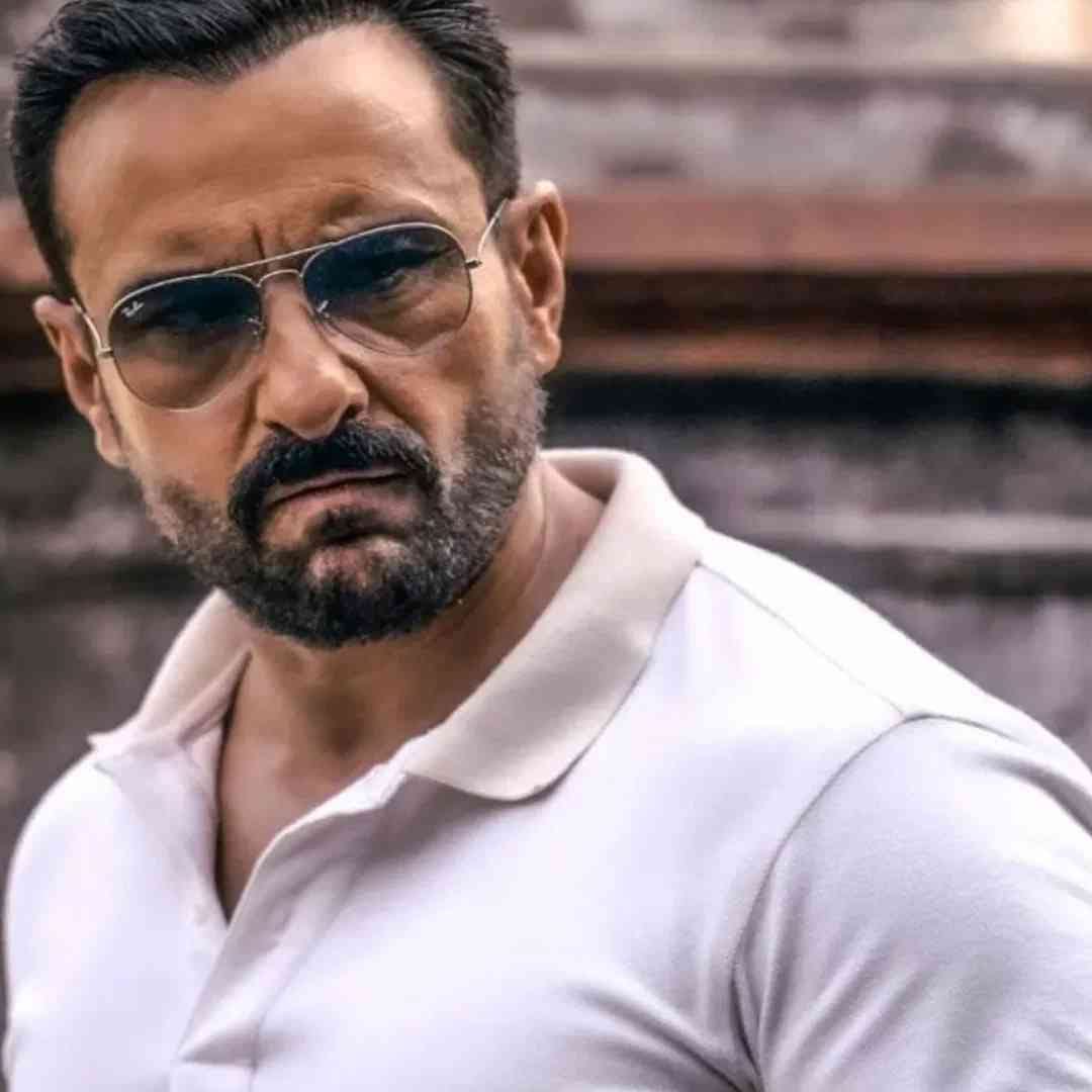 सैफ अली खान या चित्रपटात अक्षय कुमारच्या अपोजिट काम करत आहे. तो बऱ्याच कालावधीनंतर अक्षय कुमार सोबत दिसणार आहे. सैफ सुद्धा यावर्षी अनेक चित्रपटात दिसला आहे. रिपोर्ट्सनुसार सैफची टोटल नेटवर्थ 1200 कोटी रुपये आहे.