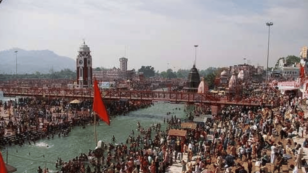 मोठी बातमी! नाशिकच्या कुंभमेळ्यात गुजराती ठेकेदारांना… बड्या नेत्याच्या विधानाने खळबळ!