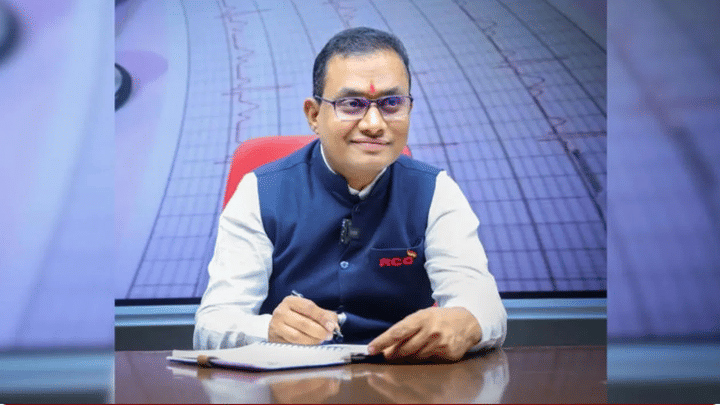 मोठी बातमी! मोटेगावकरबाबत CBI ला वेगळाच संशय; NEET पेपरफुटी प्रकरणी धक्कादायक खुलासा मोठी बातमी! मोटेगावकरबाबत CBI ला वेगळाच संशय; NEET पेपरफुटी प्रकरणी धक्कादायक खुलासा