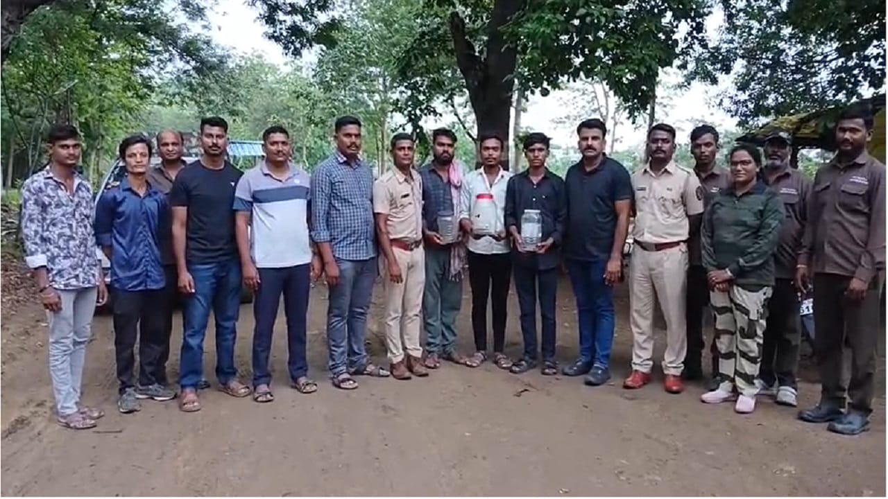 घटना समोर आल्यानंतर अधिकाऱ्यांनी, घराच्या परिसरात साप आढळल्यास घाबरून न जाता त्यांना मारण्याचा प्रयत्न व पकडण्याच्या प्रयत्न करू नये, परिसरात साप आढळल्यास त्वरित जवळच्या अनुभवी सर्पमित्रांना किंवा वन विभागाशी संपर्क साधण्याचे आवाहन केले.