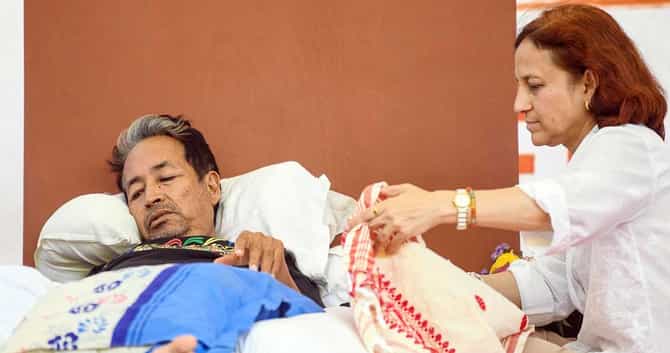माझ्या परवानगीशिवाय नवऱ्याला कोणतंही औषध देऊ नका; वांगचुक यांच्या पत्नीचा सफदरजंग रुग्णालयाला अल्टिमेटम