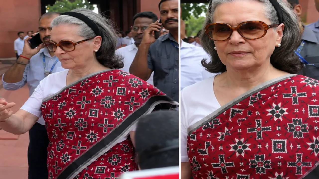 Sonia Gandhi Saree : 15 ते 30 दिवसांत तयार होते ही खास साडी; सोनिया गांधींच्या पसापल्ली संबलपुरीची अनोखी कहाणी Sonia Gandhi Saree : 15 ते 30 दिवसांत तयार होते ही खास साडी; सोनिया गांधींच्या पसापल्ली संबलपुरीची अनोखी कहाणी