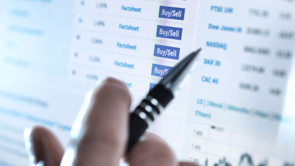 Share Market: आज 10 स्टॉक्सवर लक्ष ठेवा, भरघोस पैसा कमावण्याची चांगली संधी, लिस्ट एकदा पाहा...