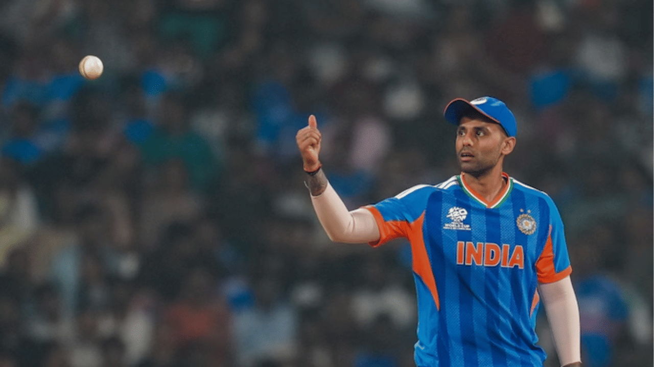 IND vs ENG: भारतीय संघाच्या सततच्या पराभवावर सूर्यकुमार यादवचे विधान चर्चेत; इंग्लंडविरुद्ध तिसऱ्या सामन्यापूर्वी Video Viral IND vs ENG: भारतीय संघाच्या सततच्या पराभवावर सूर्यकुमार यादवचे विधान चर्चेत; इंग्लंडविरुद्ध तिसऱ्या सामन्यापूर्वी Video Viral