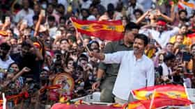 विरोधी पक्षाला मोठा धक्का, अनेक बडे नेते सत्ताधारी पक्षाच्या वाटेवर.