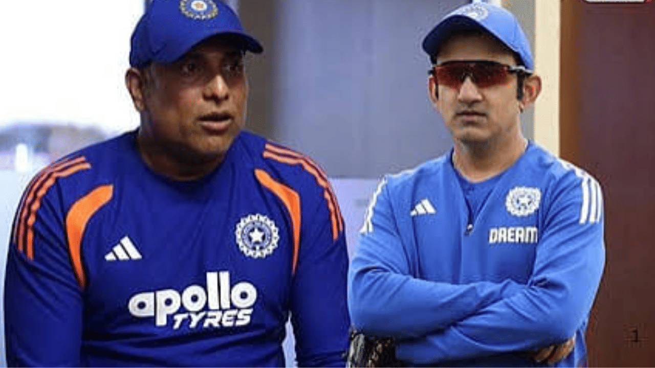 IND vs ZIM: याला म्हणतात कोच, म्हणून टीम इंडियाने मालिका जिंकली, जे लक्ष्मणला कळलं ते गंभीरला समजलचं नाही IND vs ZIM: याला म्हणतात कोच, म्हणून टीम इंडियाने मालिका जिंकली, जे लक्ष्मणला कळलं ते गंभीरला समजलचं नाही