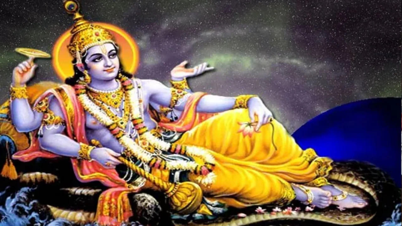योगिनी एकादशीला तुळशी उपाय सुख-समृद्धी आणि सकारात्मक ऊर्जेसाठी खास धार्मिक परंपरा योगिनी एकादशीला तुळशी उपाय सुख-समृद्धी आणि सकारात्मक ऊर्जेसाठी खास धार्मिक परंपरा