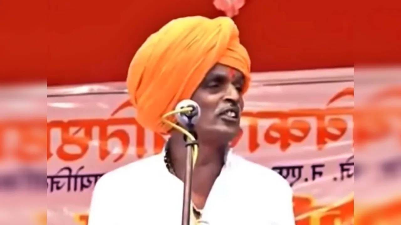 त्यांच्या अभ्यासपूर्ण सामाजिक निरीक्षणामुळे आणि खुमासदार सादरीकरणामुळे केवळ ज्येष्ठ नागरिकच नाही, तर तरुण पिढीही त्यांच्या कीर्तनाकडे आकर्षित झाली आहे. गेल्या चार दशकांपासून इंदुरीकर महाराज समाजजागृतीचे कार्य करत आहेत. इंदुरीकर महाराजांचे मूळ नाव निवृत्ती काशिनाथ देशमुख आहे. मात्र कीर्तन क्षेत्रातील त्यांच्या योगदानामुळे ते संपूर्ण महाराष्ट्रात ‘इंदुरीकर महाराज’ या नावाने परिचित झाले आहेत.