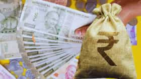 8th Pay Commission: कर्मचाऱ्यांना जॅकपॉट, 69000 रुपये वेतन होणार?.