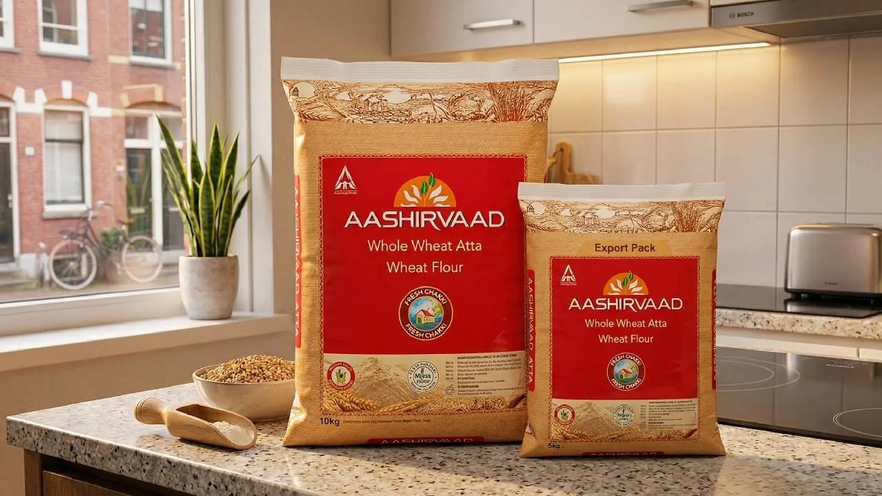 ITC च्या आशीर्वाद आटा ब्रँडसंदर्भात मोठी बातमी समोर आली आहे. पॅकेटवर 100 टक्के असा दावा केल्यामुळे FSSAI ने कंपनीविरोधात कारवाई सुरू केली होती. इतकंच नाही तर नियमांचं पालन न केल्यास कंपनीचा फूड बिझनेस लायसन्स रद्द करण्याची शक्यता निर्माण झाली होती.