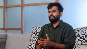 अभिजीत यांनी खुर्ची नाकारली आणि.. अभियान सुरु करताना मन जिंकणारी कृती.